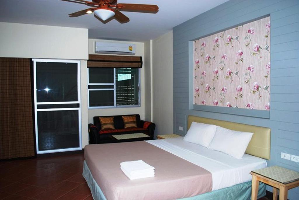 Jomtien Morningstar Guesthouse Pokoj fotografie